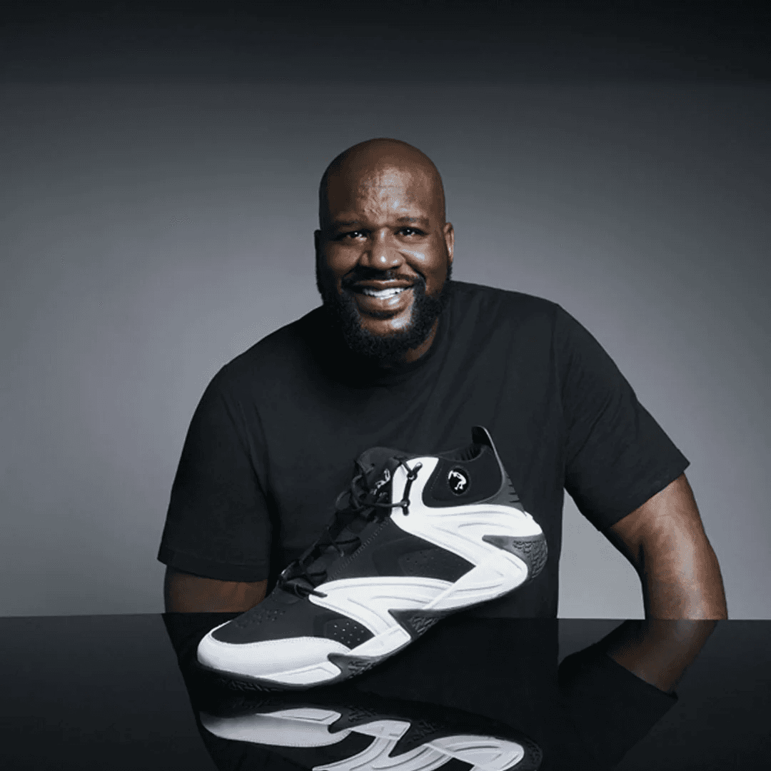 Shaquille O'Neal con zapatillas Shaq, en exclusiva en Belsport